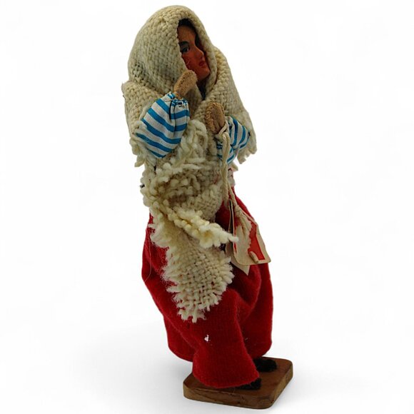 Vintage Jay Of Dublin Irish Doll Connemara Woman White Shawl Handmade - Picture 2 of 6